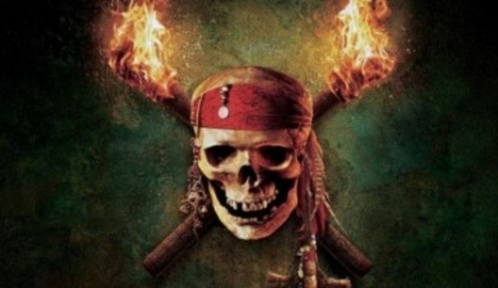 Úvodní plakát k filmu Piráti z Karibiku 3