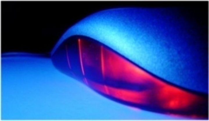 Detailní fotografie na optickou myš