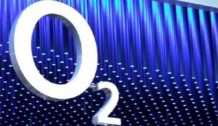 Detailní fotografie na logo O2