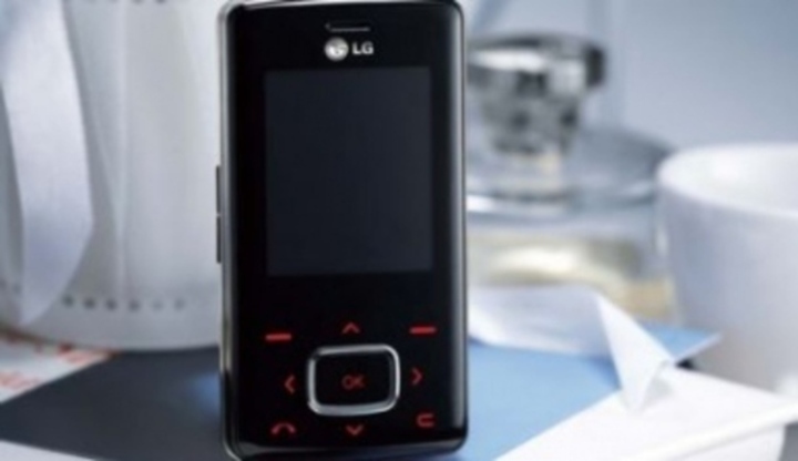 Fotografie mobilního telefonu LG chocolate