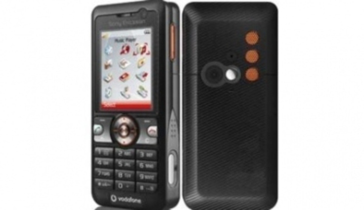 Mobilní telefon značky Sony Ericson V630i