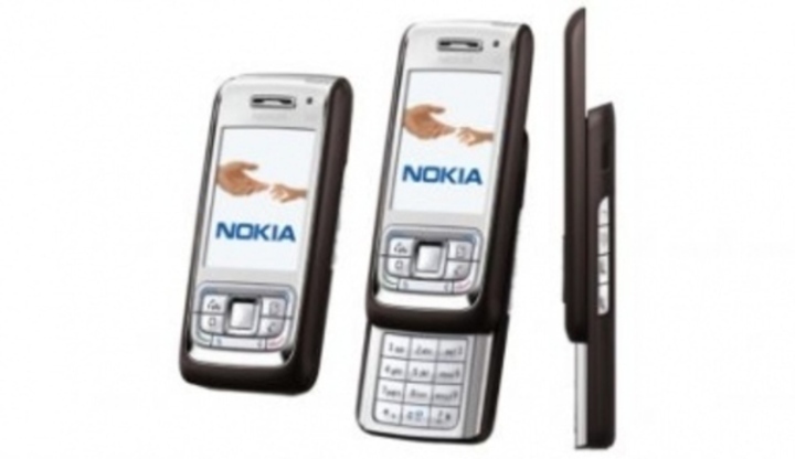 Mobilní telefon Nokia E65