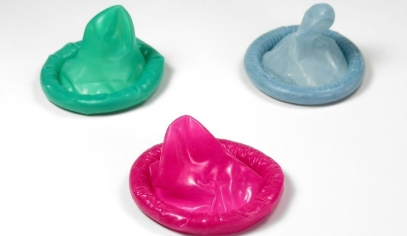 Kondomy - jak pravil Kendy v Básnících ... s čudlíkama