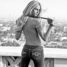 Heidi Klum v džínách otočená zády