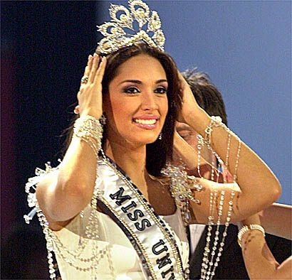 Amelia Vega  Miss Universe 2003