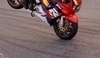 Snímek přední části motorky