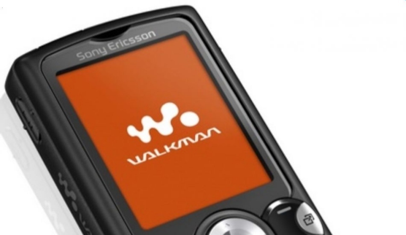 Mobilní telefon Sony Ericsson W810i