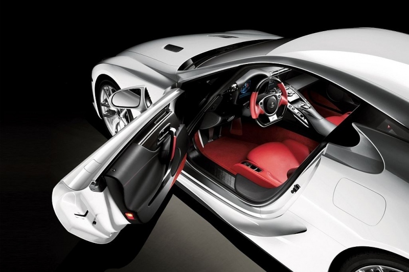 Snímek interiéru auta Lexus LF-A